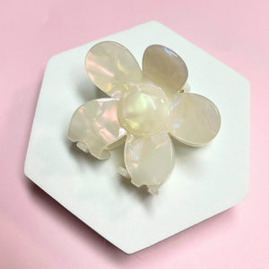 Hana Hair Claw Clip